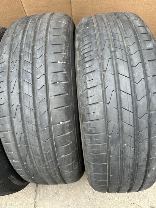 Vand 4 anvelope  pt. SUV 215x65x17 de vara Hankook pret 200 lei/ buc