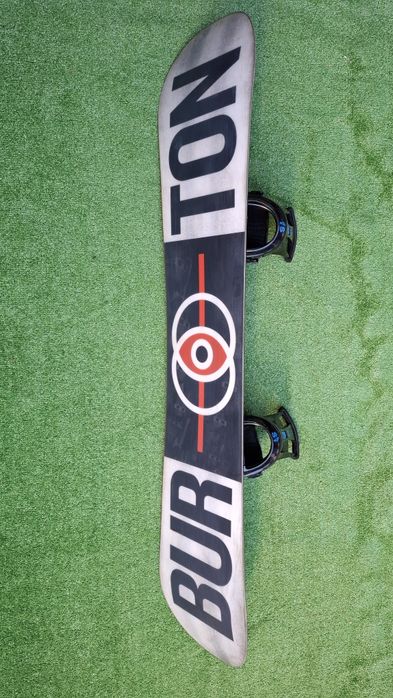 Placa snowboard Burton 148 cm cu legaturi Burton