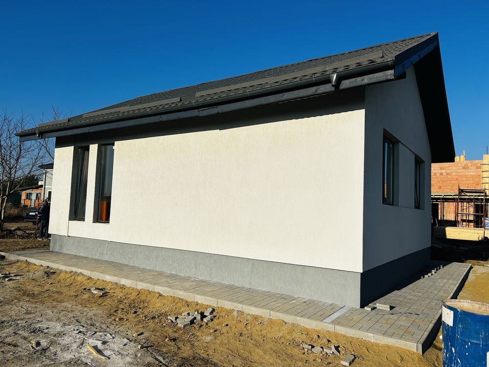Casa pe parter,200 mp curte libera!