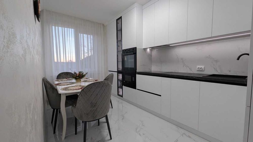 Дава се под наем Едностаен апартамент в София, Западен парк - 40 кв.м за 330 € - Снимка #1