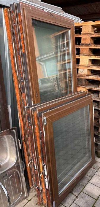 Ușă termopan de balcon