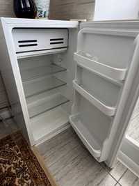 Продам офисный холодильник