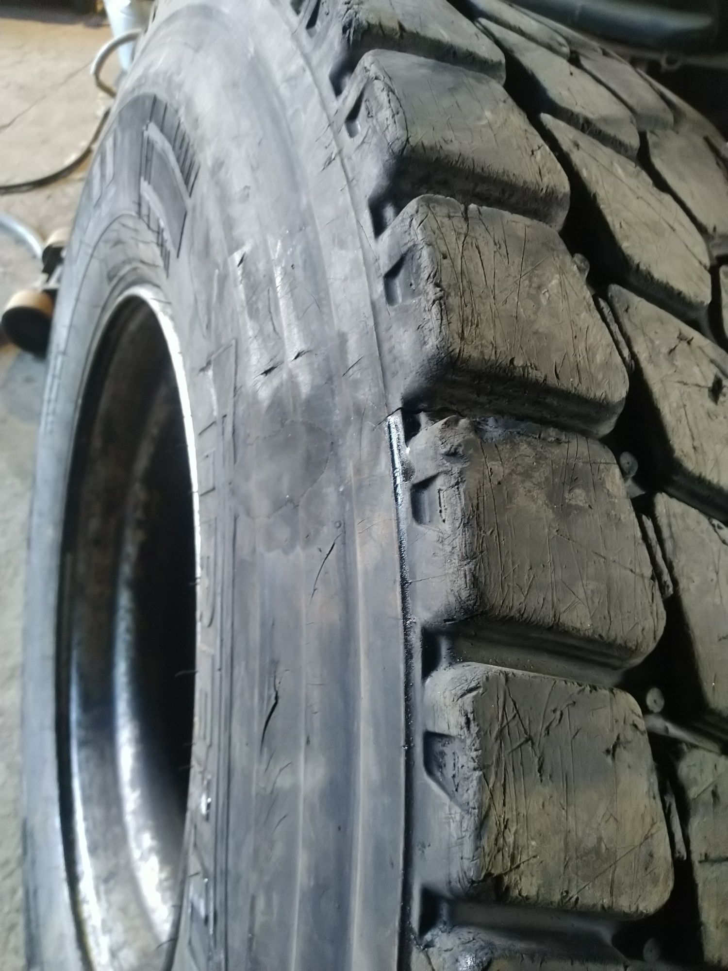 Гуми 315/80 R 22.5 цена 200 лв за бр