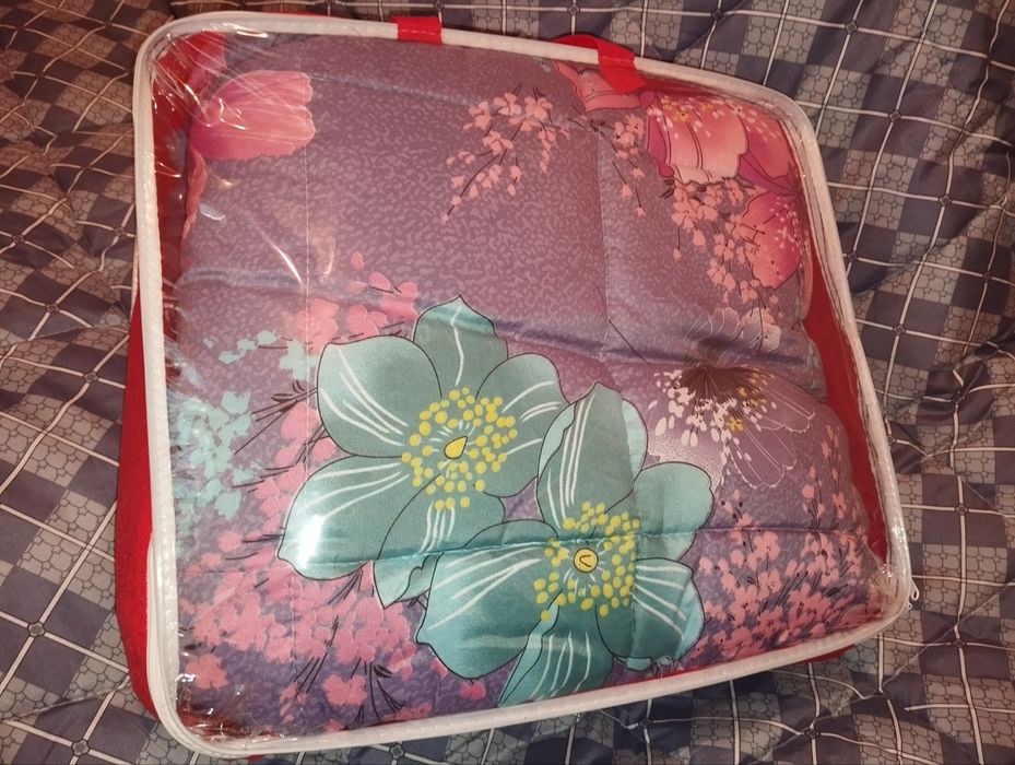 Одеяло на 1.5 абсолютно новое