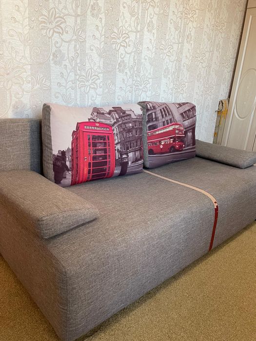 Продам диван недорого