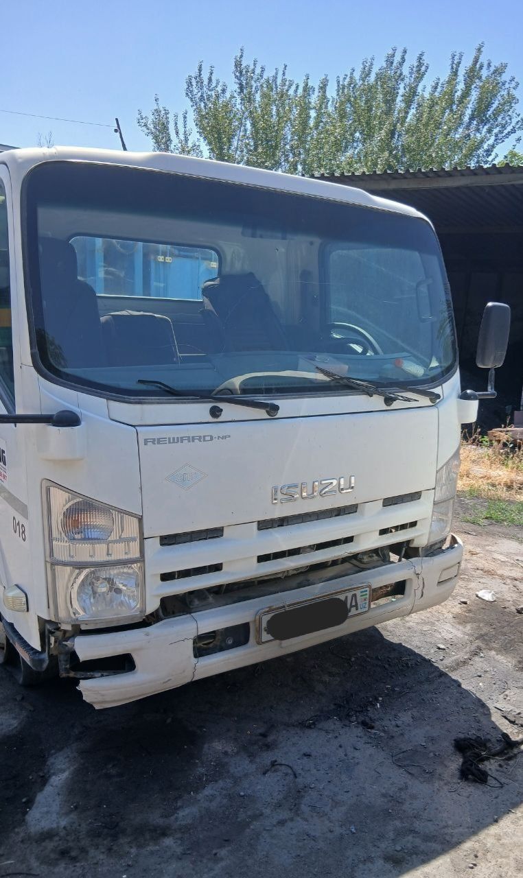 Продаётся Мусоровозы ISUZU.