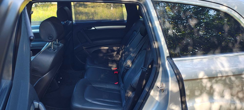 Audi Q7 3.0 TDI S line, 7 locuri, stare f. bună, proprietar