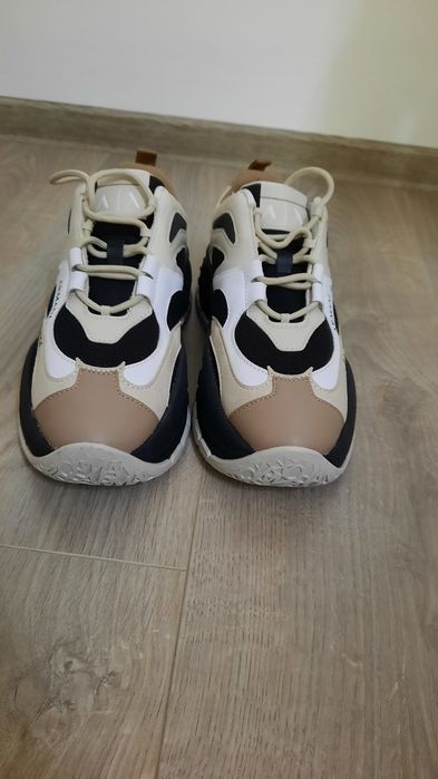 Adidasi femei Armani Exchange, marimea 38, 24.5 cm interior