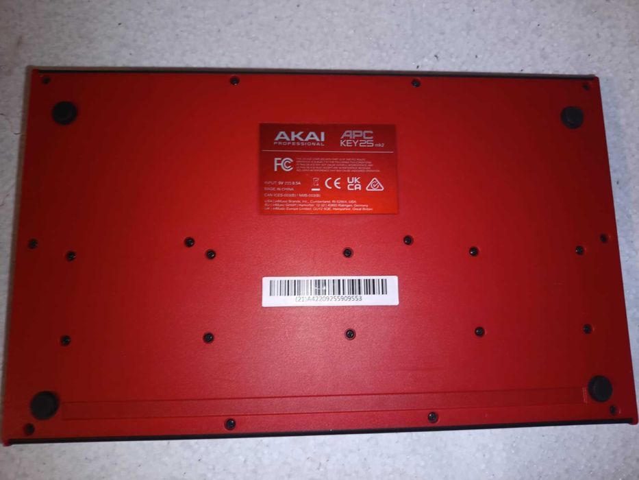 Midi контролери AKAI APC KEY 25 + AKAI LPD 8