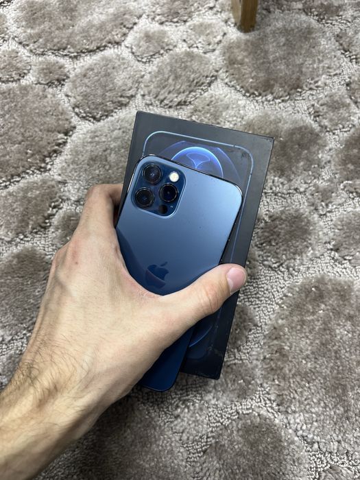 iPhone 12 pro korobka