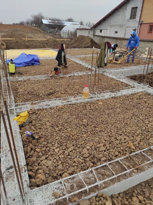 Miniexcavator,Bobcat ,Excavator  de inchiriat