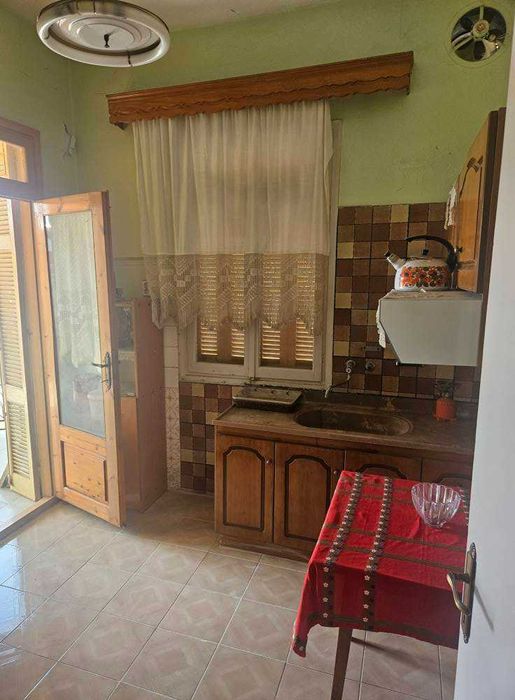 Двуетажна къща в Дрависко