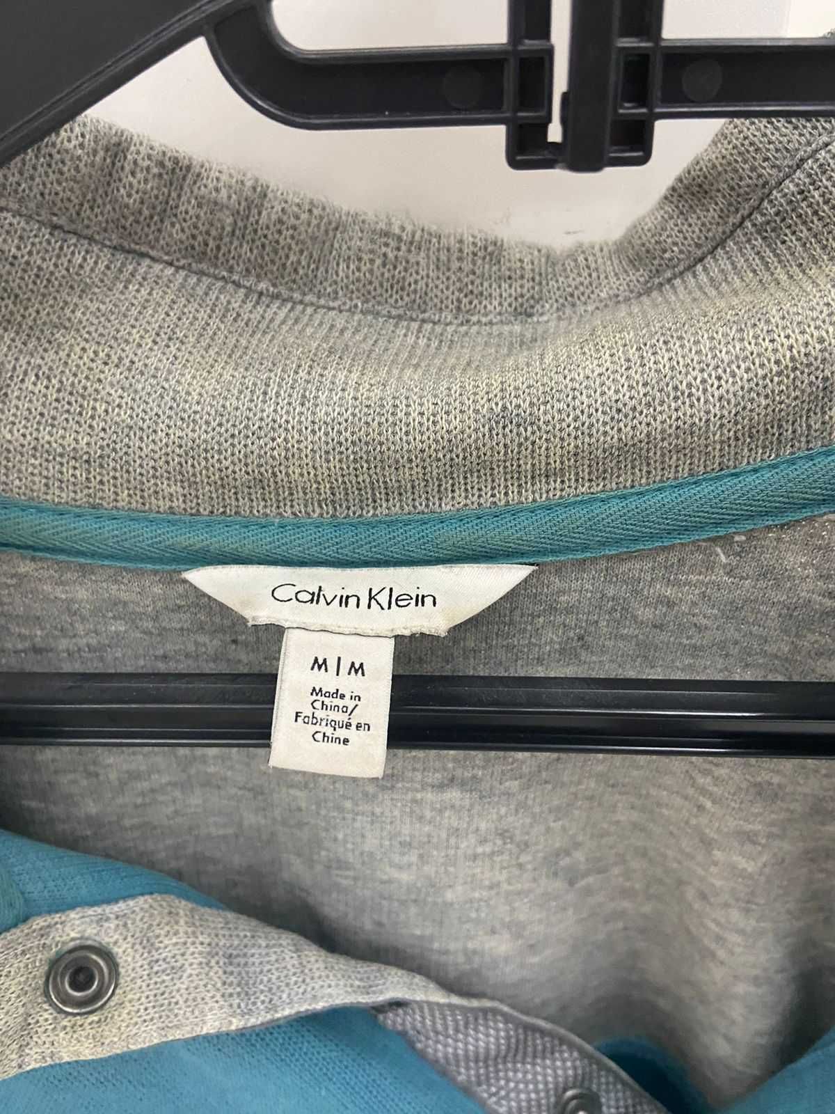 Продам мужскую кофту оригинальную Calvin Klein