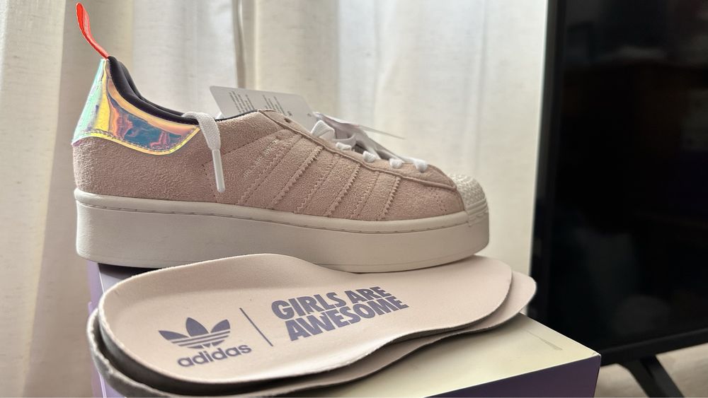 Adidas Original Superstar Plateau la cutie ( 37.1/3 )