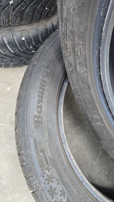 2 Anvelope iarnă Barum 235 55 18