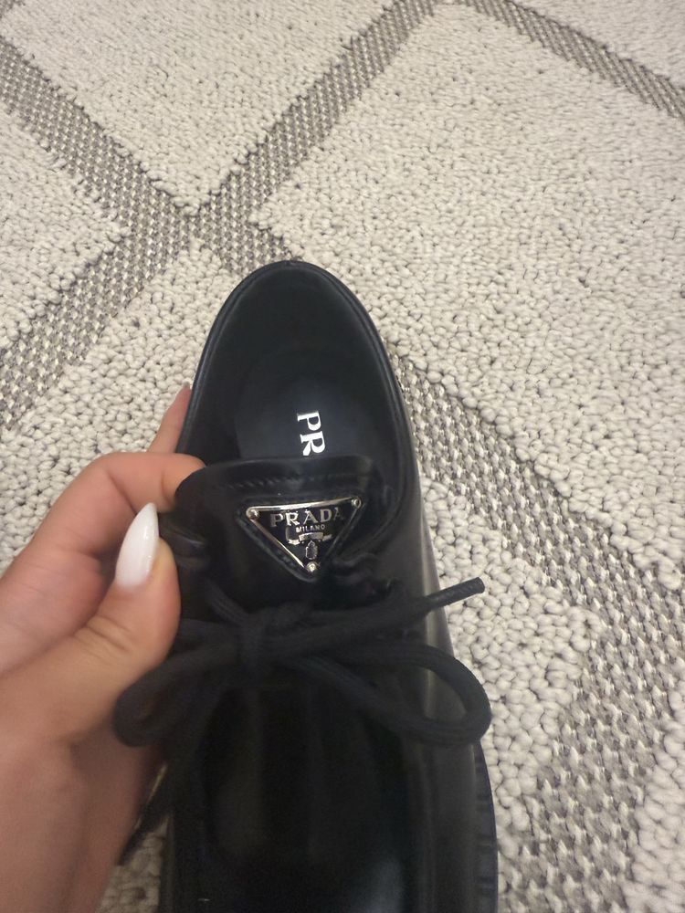 Prada loafers дамски обувки