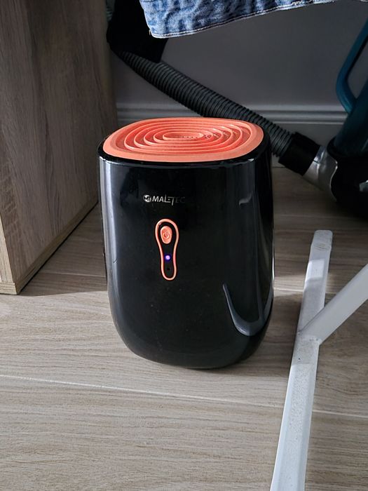 Dezumidificator electric, anti-mucegai, funcție uscare haine, absorban