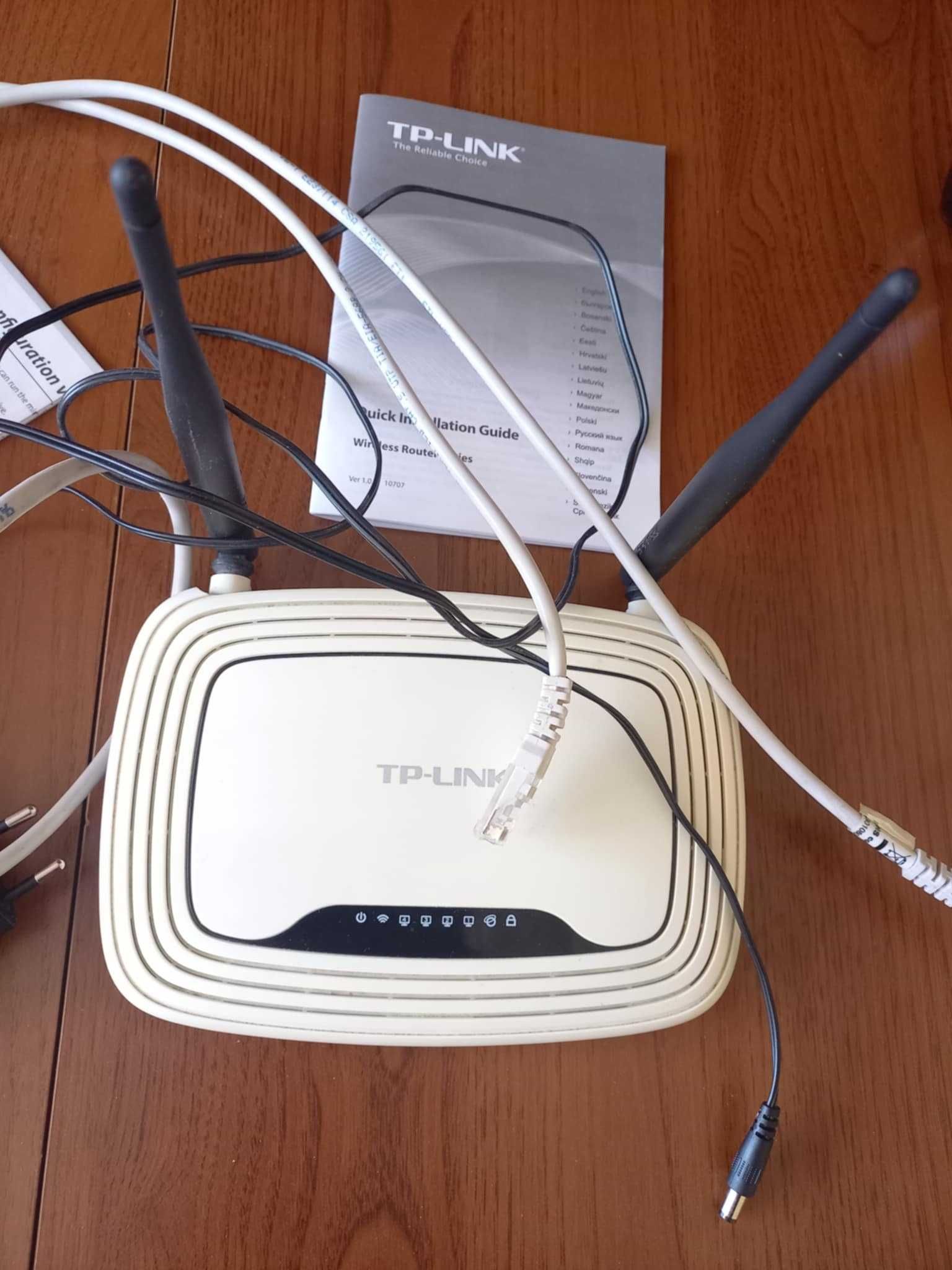 Продавам Рутер.TP -LINK.300Mbps.Модел TP-WR841N .Работещ .
