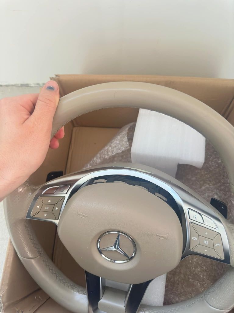 Волан Mercedes CLS 500 W218