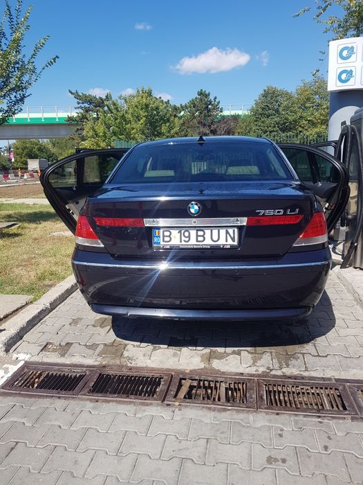 Vand BMW stare foarte buna
