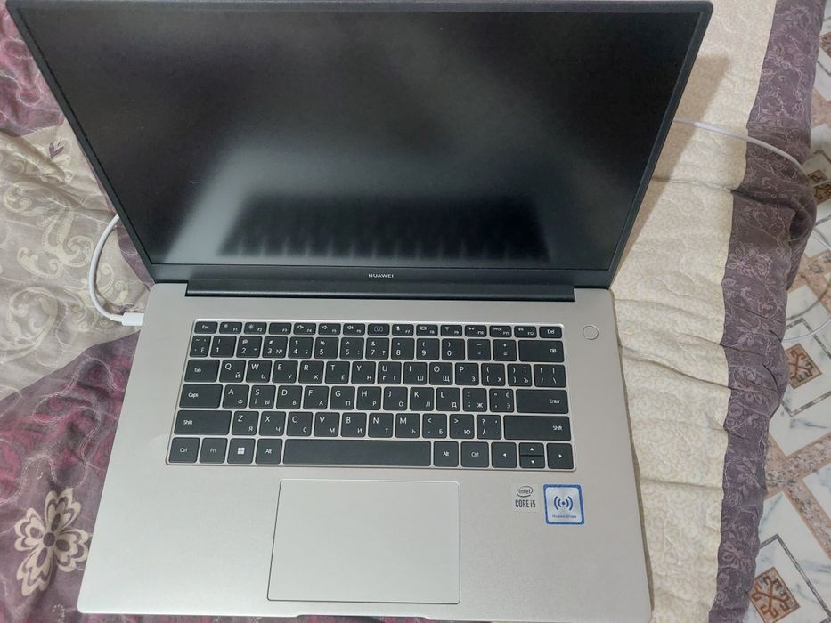 Ноутбуе Huawei D15