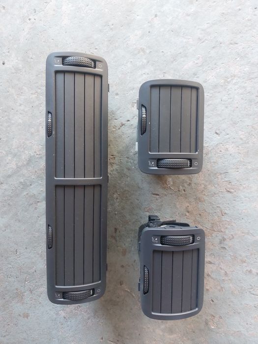 Set grile ventilatie bord Volkswagen Passat B5 B5.5 model 1997-2005