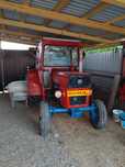 Vănd tractor u 445 cu plug cu tot