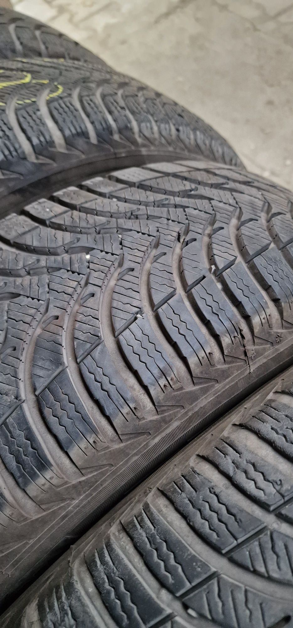205/60/16 Michelin Alpin A4 MO