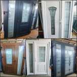 Usa de intrare premium cu  6 camere si trei sticle disponibil pe stoc