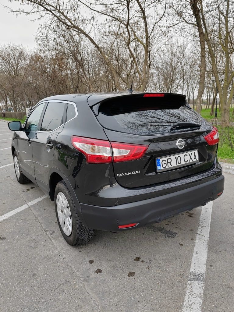 De vanzare NISSAN QASHQAI an 2015