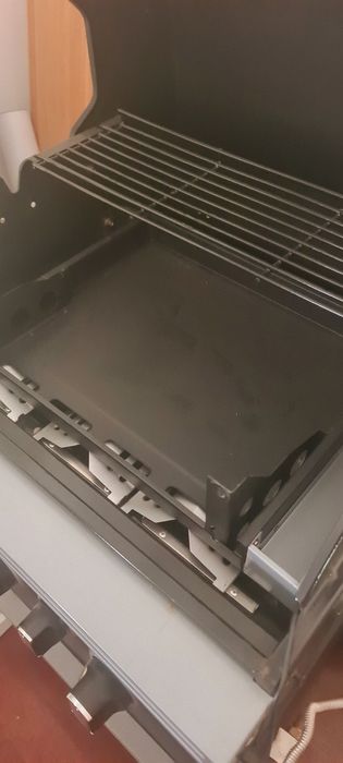 Gratar pe gaz Cheff Grill NOU