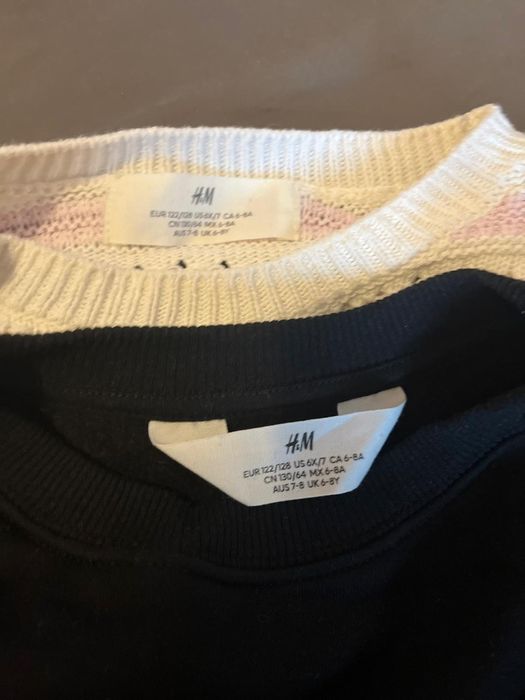 2 bluze H&M mărimea 6-8 ani . Una e puțin desfăcută pe cusătură la mân