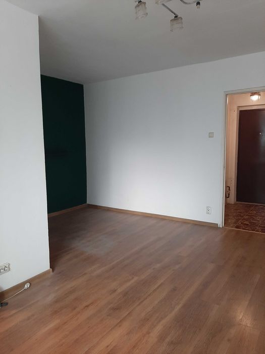 PROPRIETAR vand garsoniera 2/10 1983 Dristor Str. Laborator Kaufland