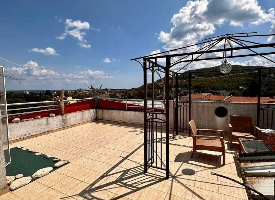 Продава се Тристаен апартамент в Варна, Център - 113 кв.м за 708 €/кв.м - Снимка #7