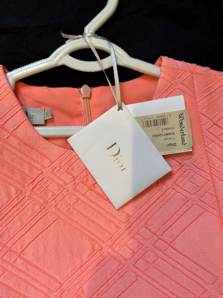 Поатье C. Dior оригинал 4-5 лет