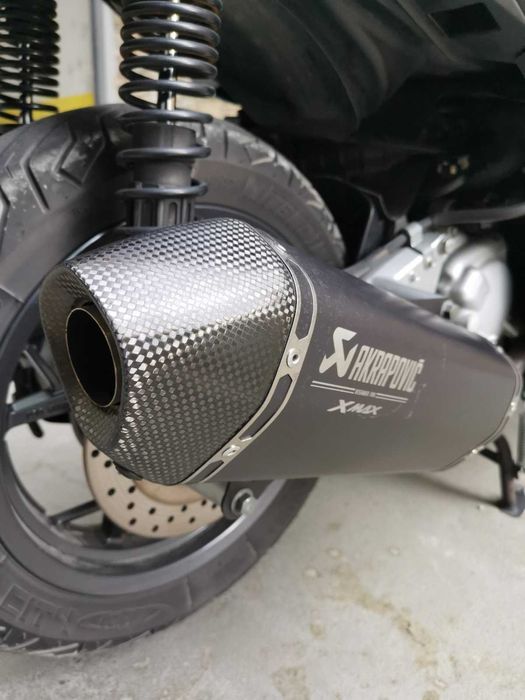 Yamaha X-max 250R MOMO DESIGN