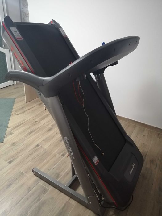 banda de alergare KONDITION HM-5050 TA Profesional f putin folosita