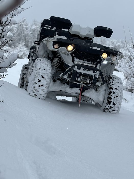 Vând atv linhai m550L