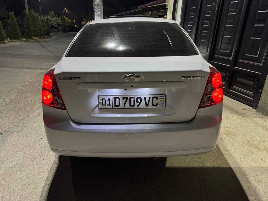 LACETTI 2013 1.6 avtomat Срочно!