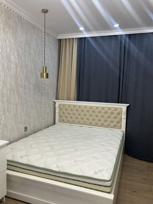 КРОВАТЬ С матрасом 160*200