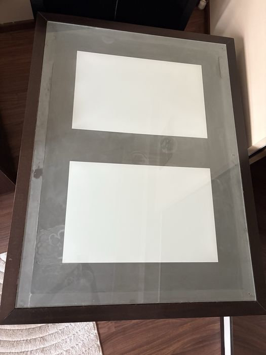 Холна маса от масивно дърво с повдигащ механизъм