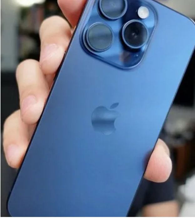 Iphone 15 pro max 256mb