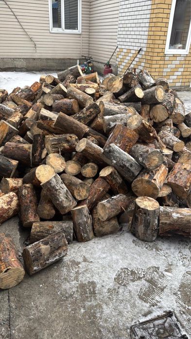 Продам дрова полный уазик, сухие