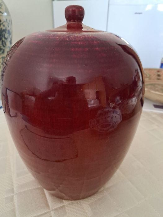 Китайска ваза тип буркан , китайски порцелан