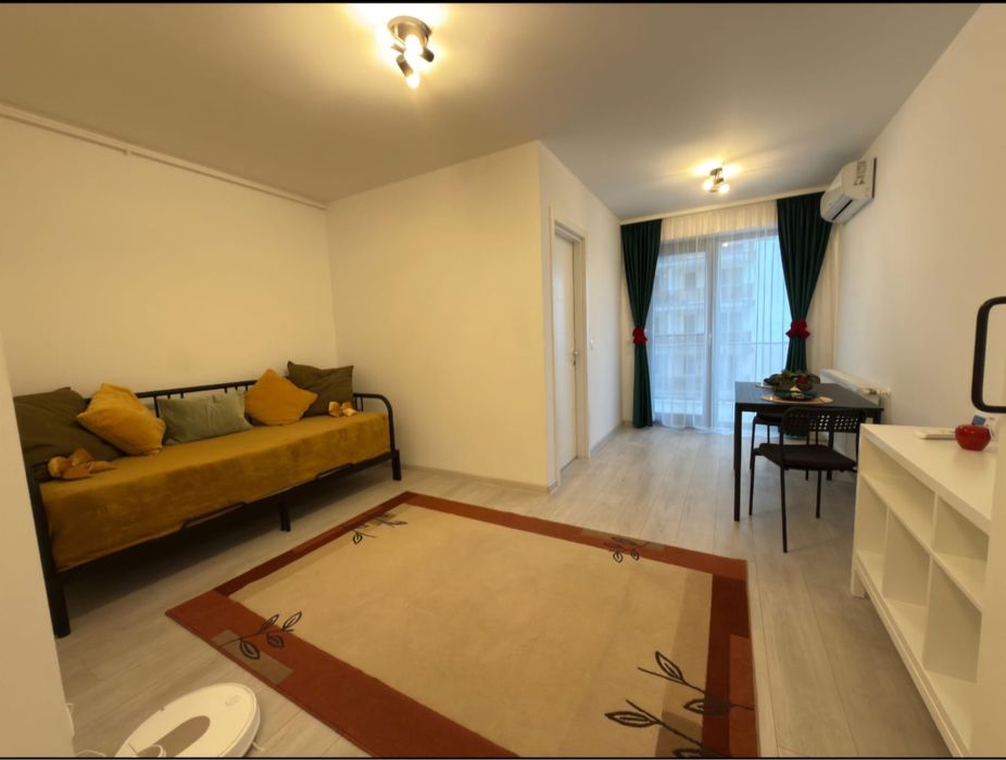 Închiriez garsonieră Complex Hils Brauner (loc parcare inclus)