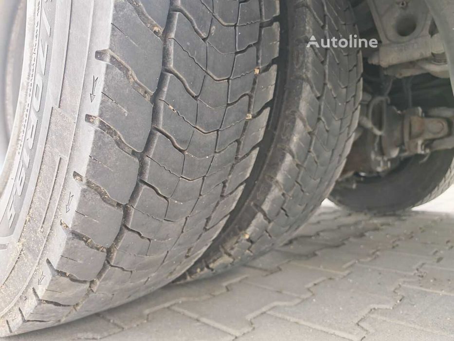 Transportor Volvo FL 280  5 pozitii