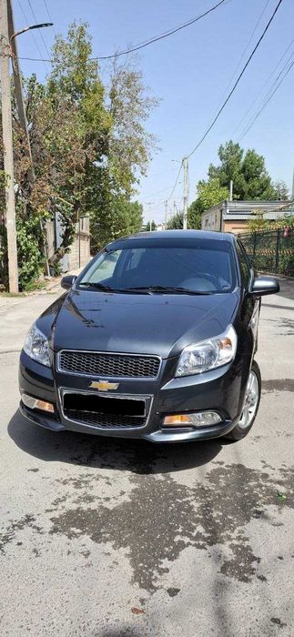 Срочно продам NEXIA 3