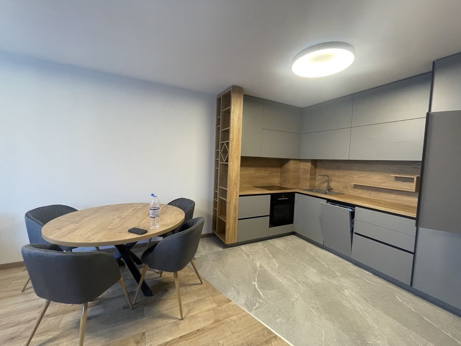 Дава се под наем Двустаен апартамент в Пловдив, Христо Смирненски - 70 кв.м за 510 € - Снимка #1