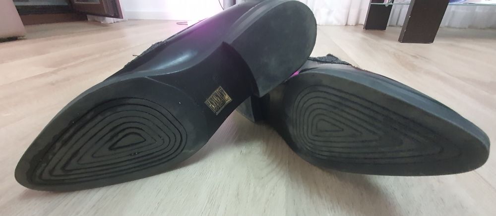 Pantofi de piele neagra Italia