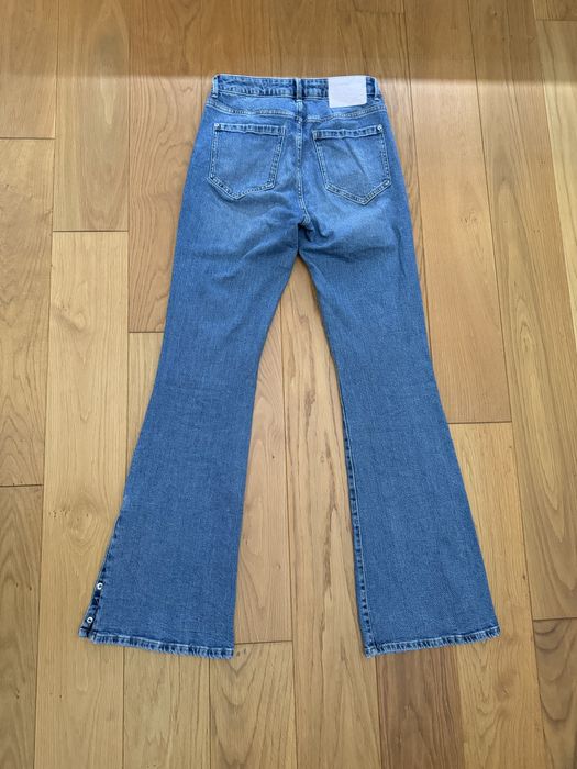 Дънки с копчета Zara